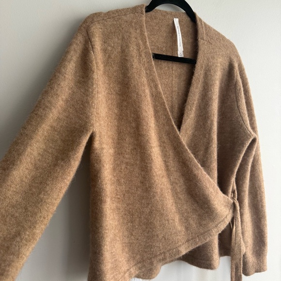 Aritzia Babaton Wrap Sweater - Picture 4 of 8